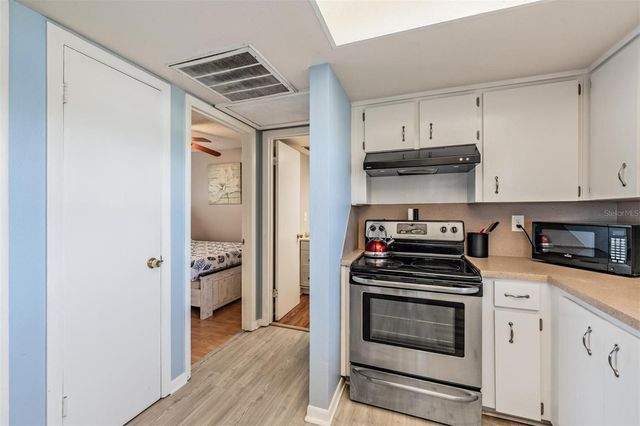 208 S CANAL STREET, Ruskin, FL 33570