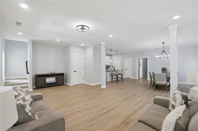 3189 B Jackson, Hapeville, GA 30354