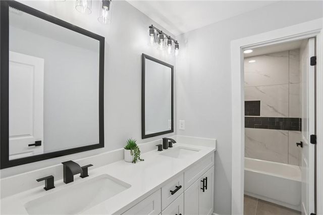 3189 B Jackson, Hapeville, GA 30354