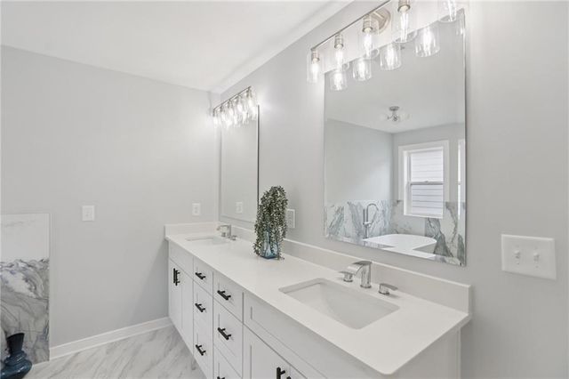 3189 B Jackson, Hapeville, GA 30354