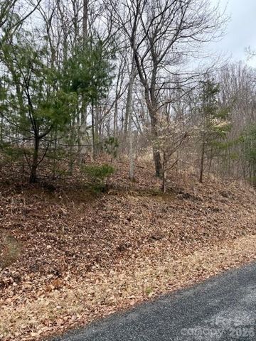 201 Glen Valley Drive, Weaverville, NC 28787