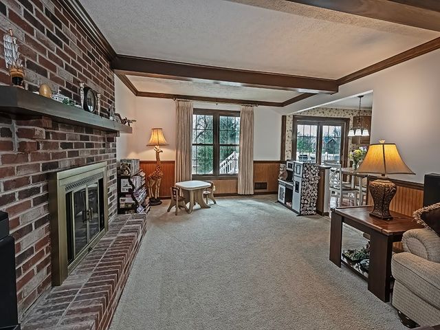 402 Dorseyville Rd, O'hara, PA 15215