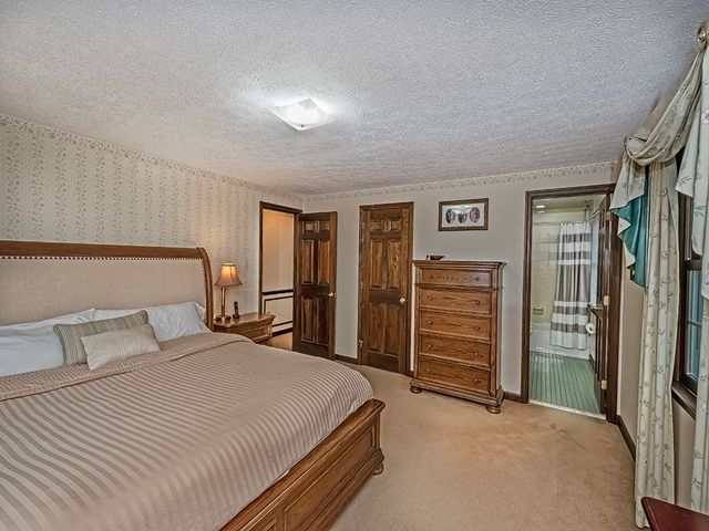 402 Dorseyville Rd, O'hara, PA 15215