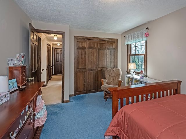 402 Dorseyville Rd, O'hara, PA 15215