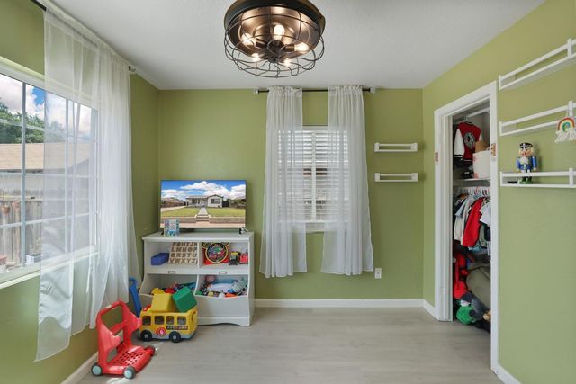 2660 Santa Fe St, Riverbank, CA 95367