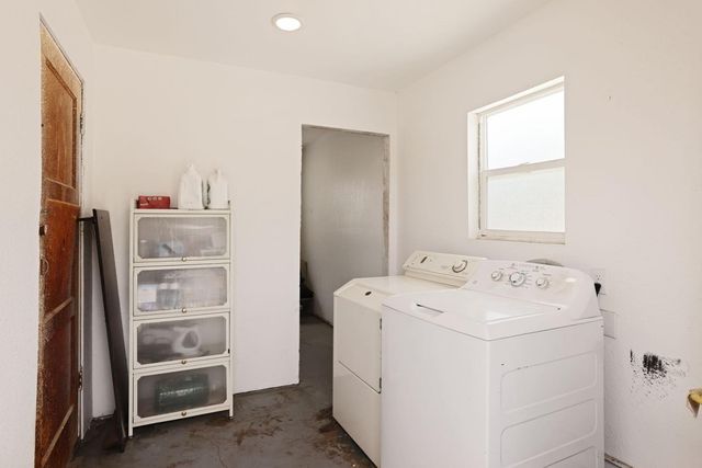 2660 Santa Fe St, Riverbank, CA 95367