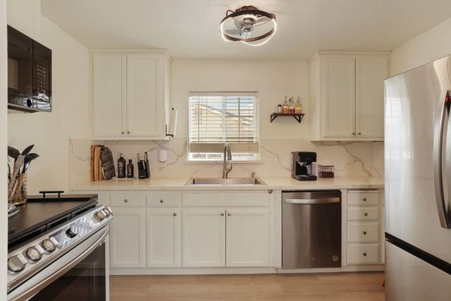 2660 Santa Fe St, Riverbank, CA 95367
