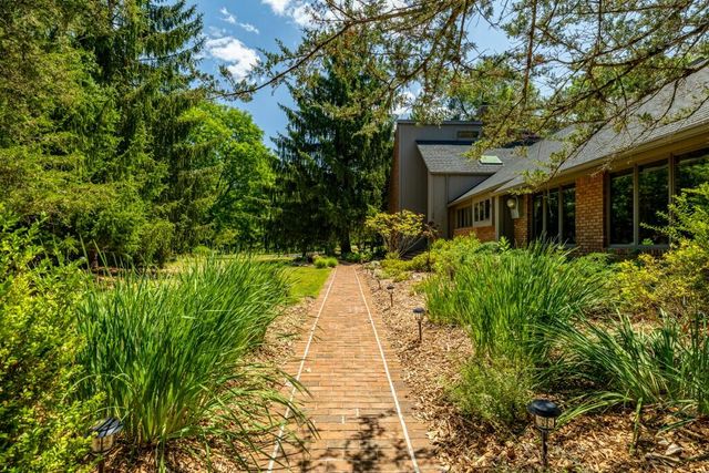 3447 River Pines Drive, Ann Arbor, MI 48103