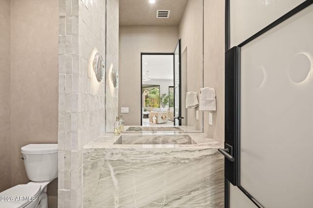 11285 E DESERT TROON Lane, Scottsdale, AZ 85255