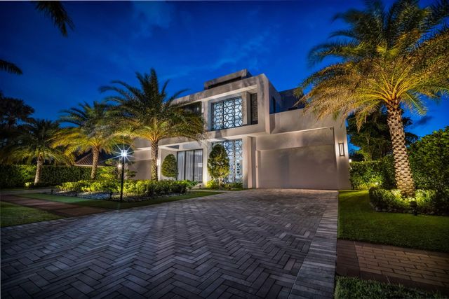 17787 Scarsdale Way, Boca Raton, FL 33496