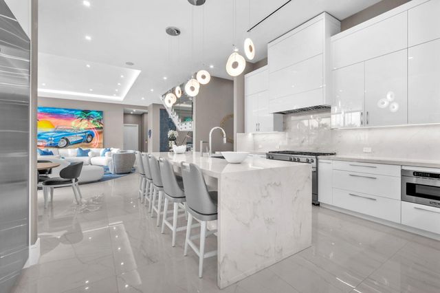 17787 Scarsdale Way, Boca Raton, FL 33496