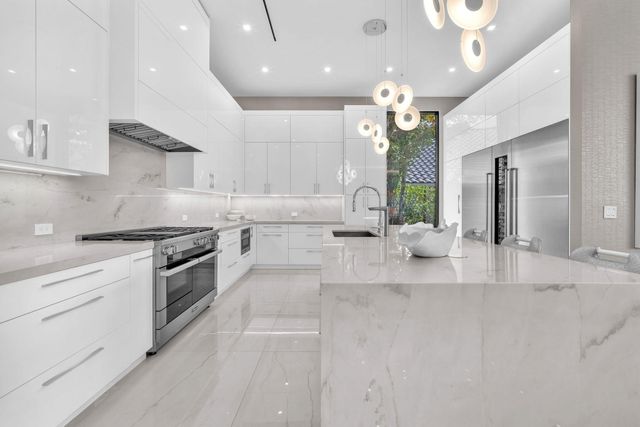 17787 Scarsdale Way, Boca Raton, FL 33496