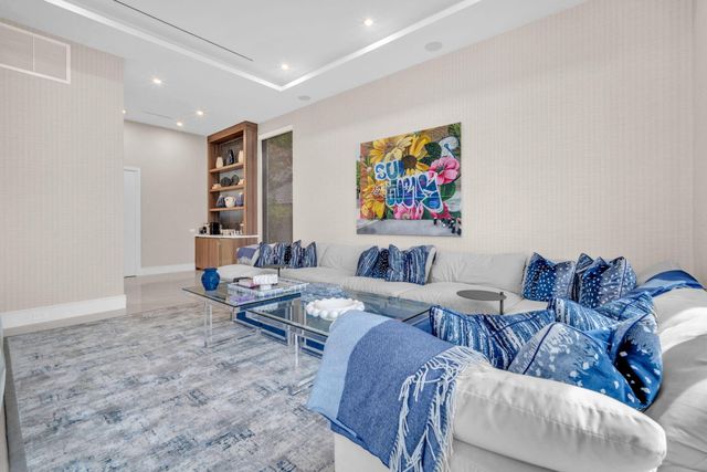 17787 Scarsdale Way, Boca Raton, FL 33496