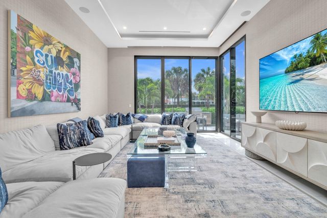 17787 Scarsdale Way, Boca Raton, FL 33496
