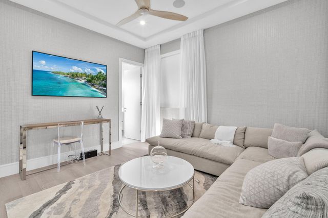 17787 Scarsdale Way, Boca Raton, FL 33496