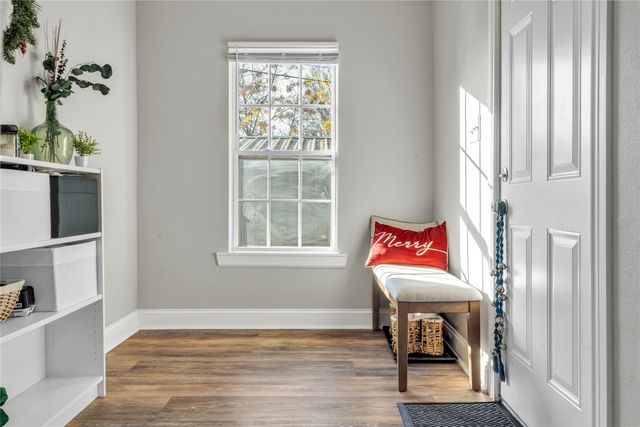 820 Marion Avenue, Fort Worth, TX 76104