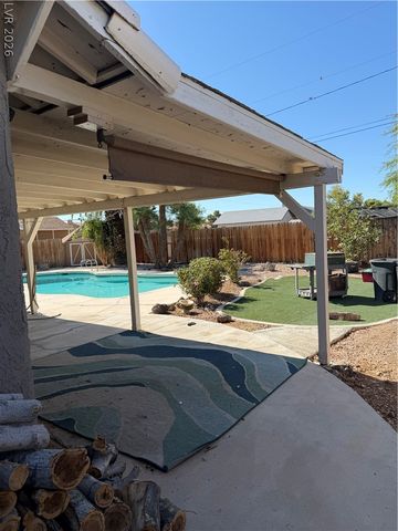2901 Maverick Street, Las Vegas, NV 89108
