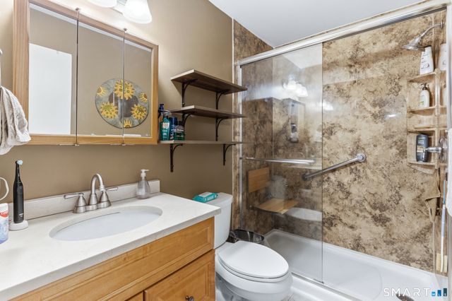 365 Mather Street APT 128, Hamden, CT 06514