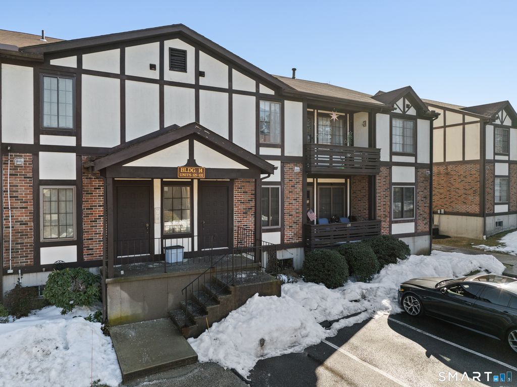 365 Mather Street APT 128, Hamden, CT 06514