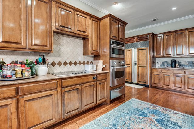 9253 Cape Royale Court, Fort Worth, TX 76179