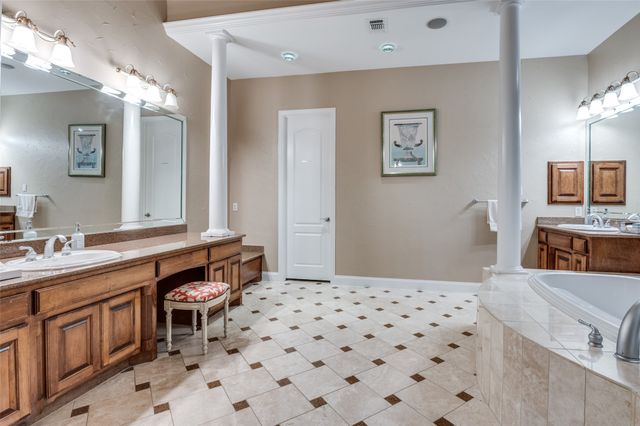 9253 Cape Royale Court, Fort Worth, TX 76179