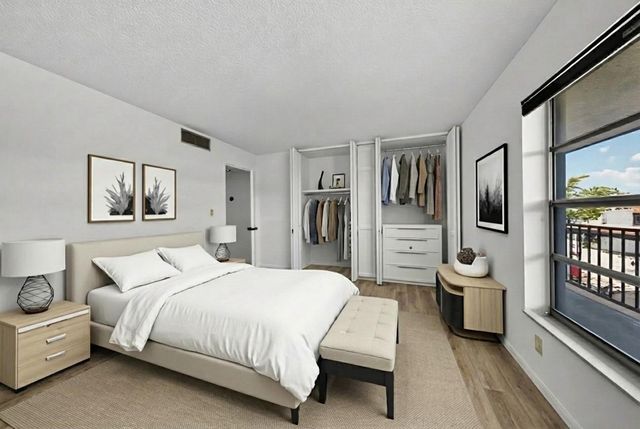 801 W Oakland Park Boulevard C16, Oakland Park, FL 33311