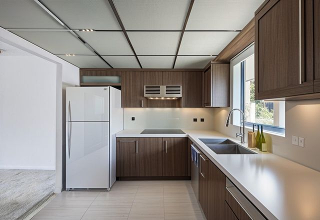 801 W Oakland Park Boulevard C16, Oakland Park, FL 33311