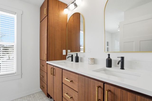 1336 N 5th, Columbus, OH 43201