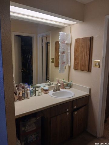 14343 Judson Rd Apt 102, San Antonio, TX 78233