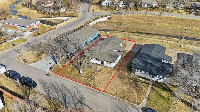 4947 E Morris St, Wichita, KS 67218