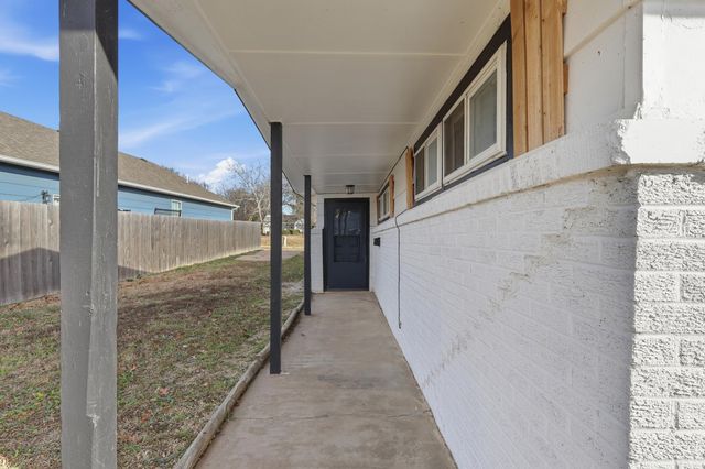 4947 E Morris St, Wichita, KS 67218