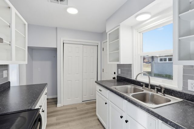 4947 E Morris St, Wichita, KS 67218