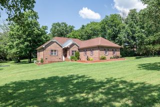 3637 Stonecreek Dr, Spring Hill, TN 37174