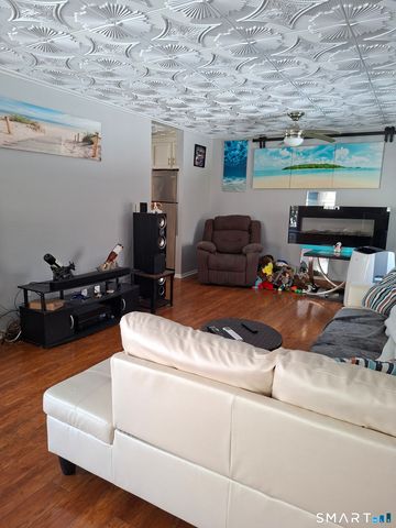 27 Leo J Lane, Manchester, CT 06042