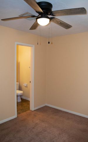 4826 Redfish Reef Drive, Bacliff, TX 77518