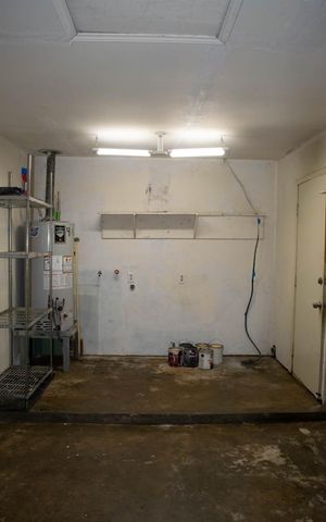 4826 Redfish Reef Drive, Bacliff, TX 77518