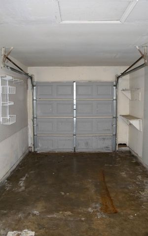 4826 Redfish Reef Drive, Bacliff, TX 77518