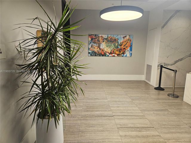 140 S Dixie Hwy 822, Hollywood, FL 33020