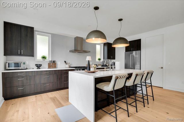 3426 Hunter Avenue, Royal Oak, MI 48073