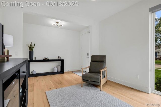 3426 Hunter Avenue, Royal Oak, MI 48073