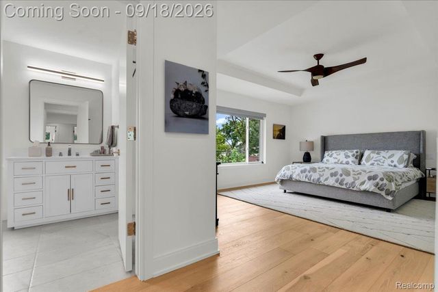3426 Hunter Avenue, Royal Oak, MI 48073