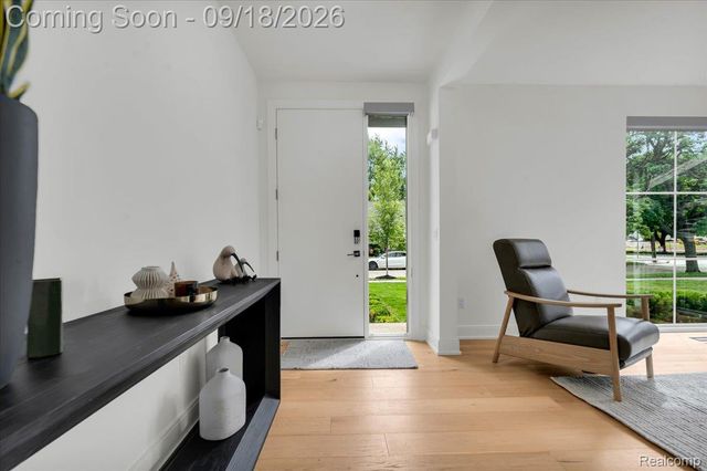 3426 Hunter Avenue, Royal Oak, MI 48073