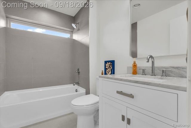3426 Hunter Avenue, Royal Oak, MI 48073