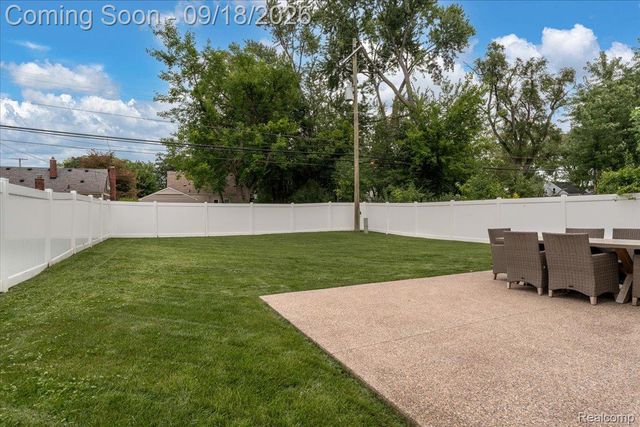 3426 Hunter Avenue, Royal Oak, MI 48073