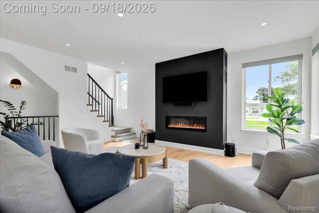 3426 Hunter Avenue, Royal Oak, MI 48073