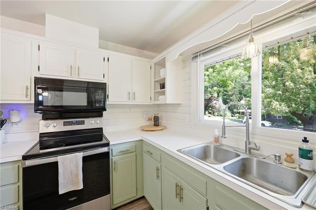 4403 Kingsland Drive, Greensboro, NC 27455