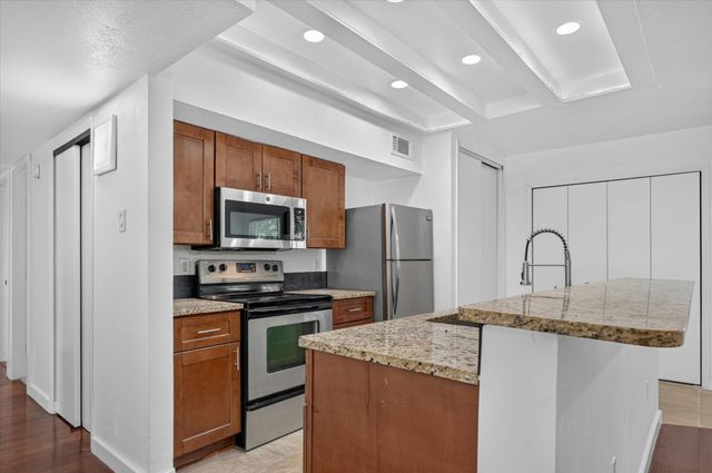 2861 Mark Twain Drive, Farmers Branch, TX 75234