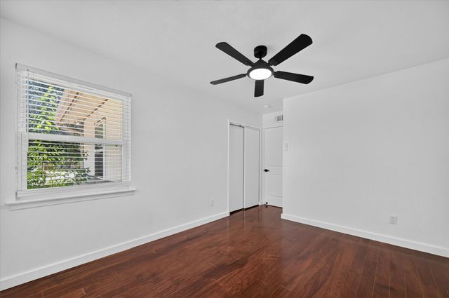 2861 Mark Twain Drive, Farmers Branch, TX 75234