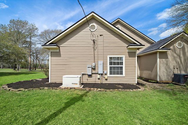 32540 Courtney, Navasota, TX 77868