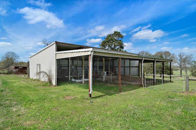 32540 Courtney, Navasota, TX 77868